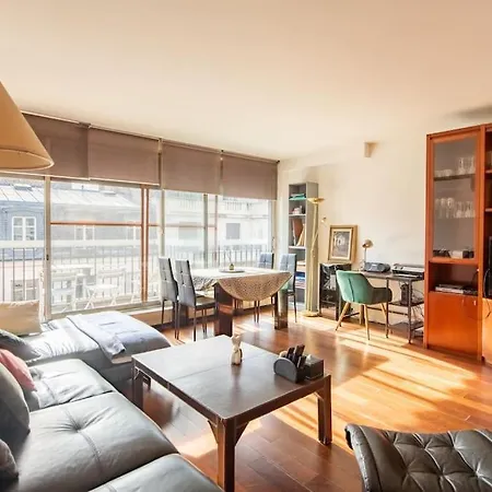 Apartment Paul Valery - Spacieux Proche De L'arc De Triomphe Paris